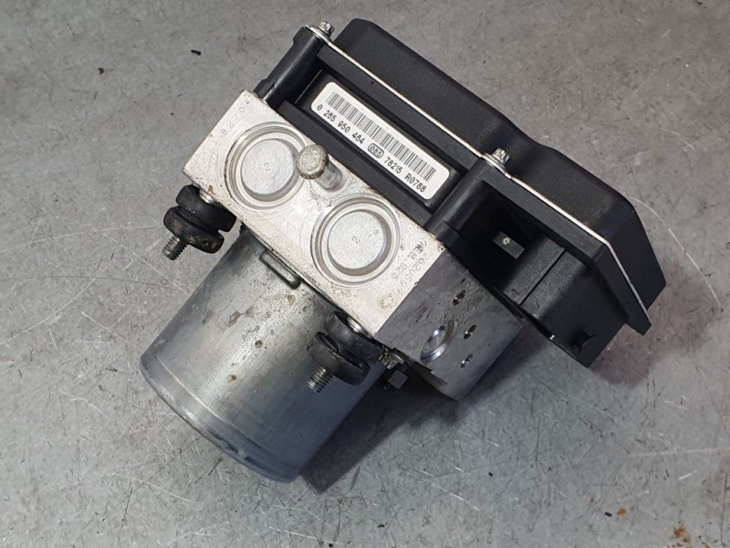 Recambio de abs para citroën c4 grand picasso exclusive referencia OEM IAM 9660934580 0265235010 BOSCH