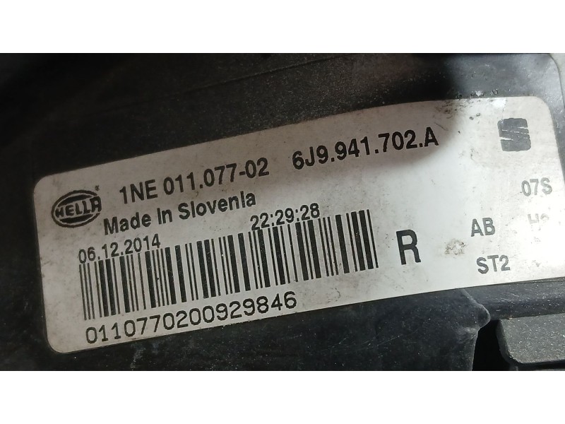 Recambio de faro antiniebla derecho para seat leon (5f1) 1.6 tdi referencia OEM IAM 6J9941702A HELLA 1NE01107702