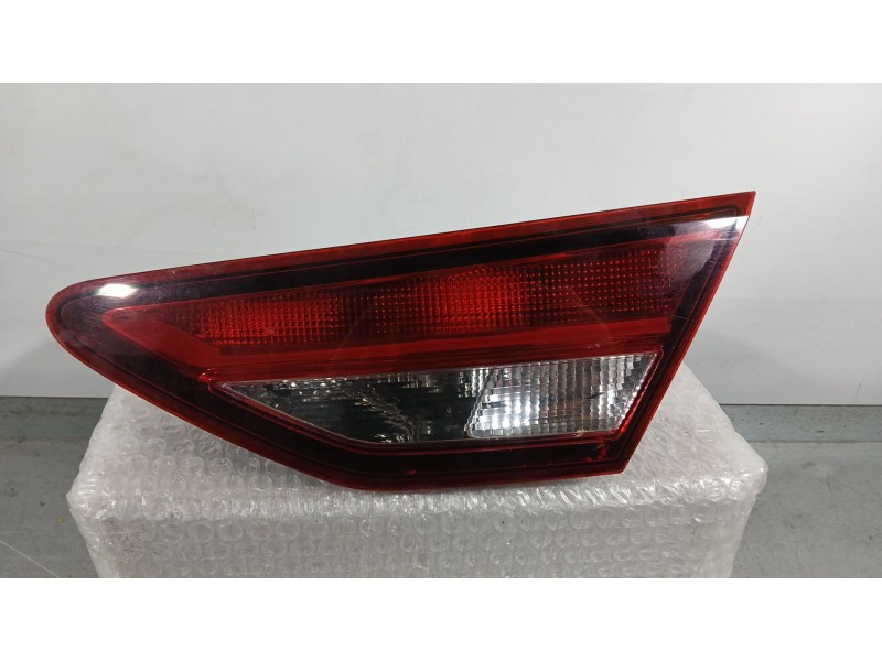 Recambio de piloto trasero derecho interior para seat leon (5f1) 1.6 tdi referencia OEM IAM 5F0945094D VALEO 90042873