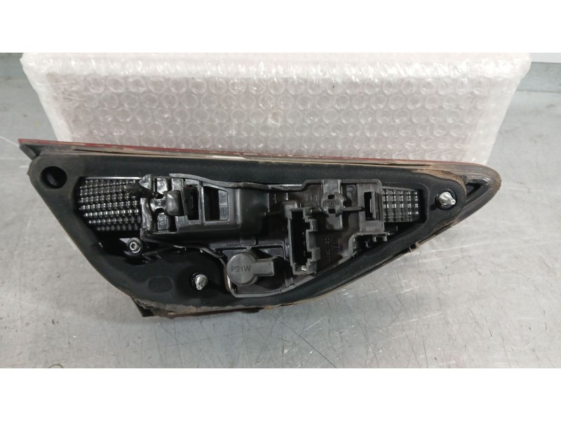 Recambio de piloto trasero derecho interior para seat leon (5f1) 1.6 tdi referencia OEM IAM 5F0945094D VALEO 90042873