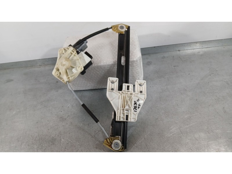 Recambio de elevalunas trasero izquierdo para seat leon (5f1) 1.6 tdi referencia OEM IAM 5F4839461C 5 PINS 