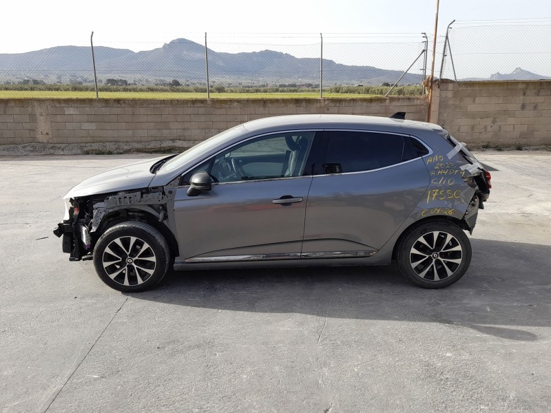 renault clio v (b7_) del año 2023