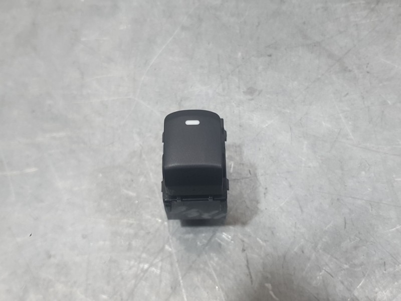 Recambio de mando elevalunas trasero derecho para hyundai ix20 (jc) 1.6 crdi referencia OEM IAM 935751H000  