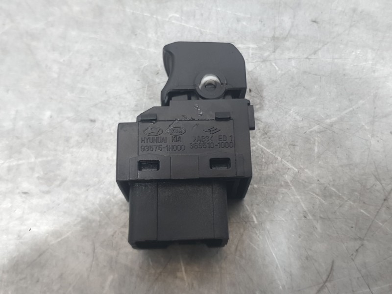 Recambio de mando elevalunas trasero izquierdo para hyundai ix20 (jc) 1.6 crdi referencia OEM IAM 935751H000  