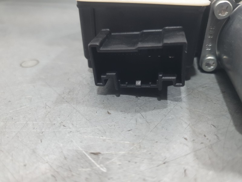 Recambio de elevalunas delantero izquierdo para volkswagen taigo (cs1) 1.0 tsi referencia OEM IAM 2G4837461C  