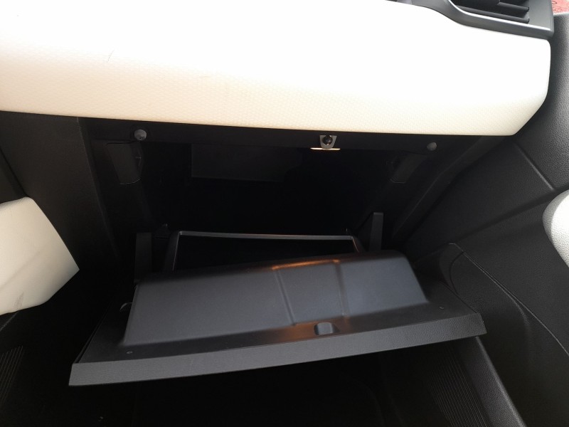 Recambio de guantera para renault clio v (b7_) tce 90 (b7mt) referencia OEM IAM 682529126R  