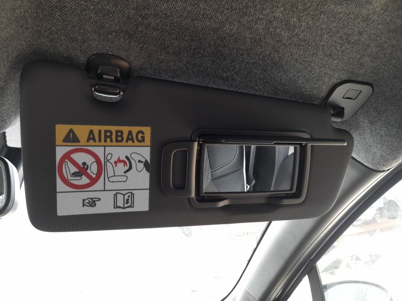 Recambio de parasol derecho para renault clio v (b7_) tce 90 (b7mt) referencia OEM IAM 964002235R  