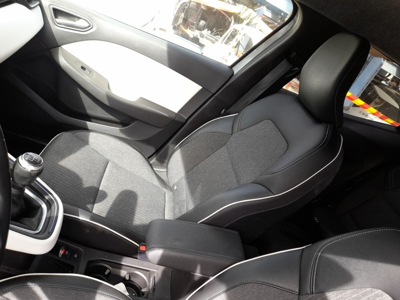 Recambio de asiento delantero derecho para renault clio v (b7_) tce 90 (b7mt) referencia OEM IAM  C/ AIRBAG 