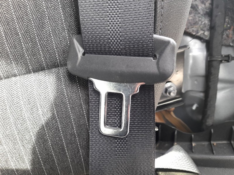 Recambio de cinturon seguridad trasero derecho para renault clio v (b7_) tce 90 (b7mt) referencia OEM IAM 888408000R  