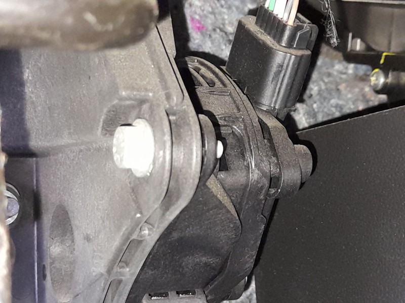 Recambio de potenciometro pedal para renault clio v (b7_) tce 90 (b7mt) referencia OEM IAM 180108467R  