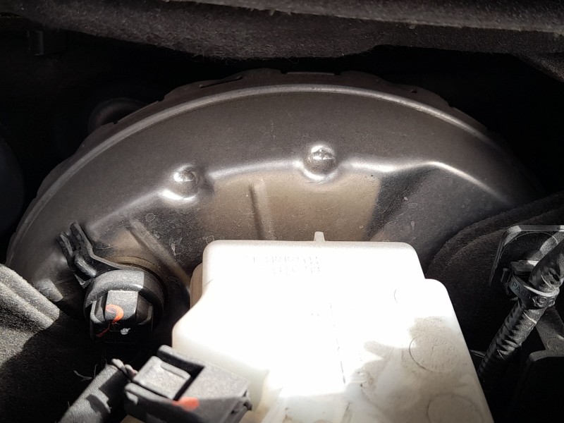 Recambio de servofreno para renault clio v (b7_) tce 90 (b7mt) referencia OEM IAM 472102432R  