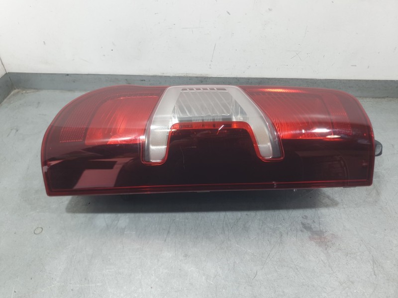 Recambio de piloto trasero derecho para citroën berlingo furgoneta/monovolumen (k9) 1.6 bluehdi 75 referencia OEM IAM 9820554880
