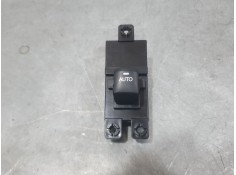 MANDO ELEVALUNAS DELANTERO DERECHO 935751K600 