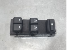 MANDO ELEVALUNAS DELANTERO IZQUIERDO 935701K080 