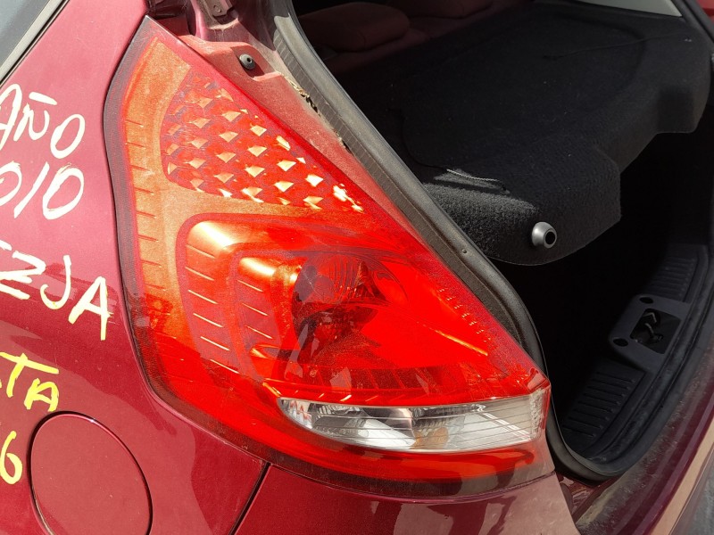 Recambio de piloto trasero izquierdo para ford fiesta vi (cb1, ccn) 1.6 tdci referencia OEM IAM 1709553  