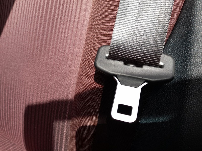 Recambio de cinturon seguridad trasero izquierdo para ford fiesta vi (cb1, ccn) 1.6 tdci referencia OEM IAM 1537289  