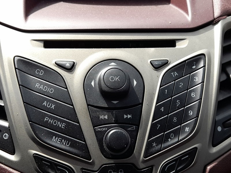 Recambio de sistema audio / radio cd para ford fiesta vi (cb1, ccn) 1.6 tdci referencia OEM IAM 8A6T18K811AD  