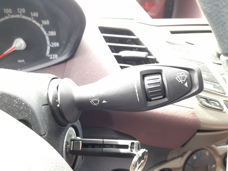 Recambio de mando luces y limpia para ford fiesta vi (cb1, ccn) 1.6 tdci referencia OEM IAM 8A6T13335CC  