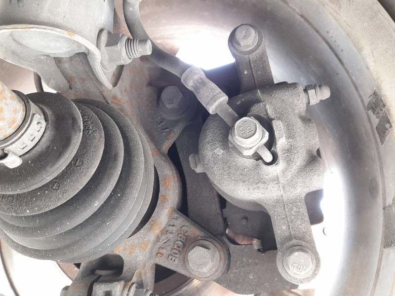 Recambio de pinza freno delantera izquierda para ford fiesta vi (cb1, ccn) 1.6 tdci referencia OEM IAM 1766840  