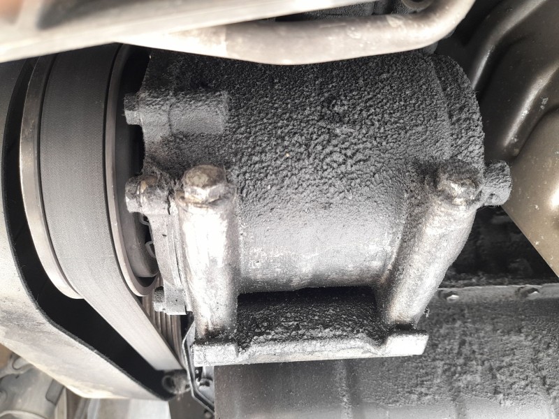 Recambio de compresor aire acondicionado para ford fiesta vi (cb1, ccn) 1.6 tdci referencia OEM IAM 1767718  