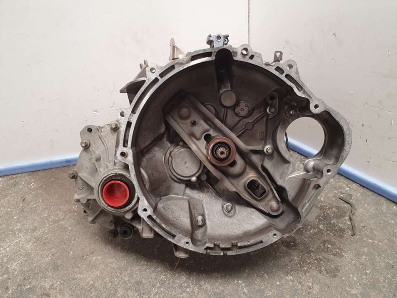 Recambio de caja cambios para mitsubishi colt berlina 5 (z30a) 1.1 inform (d) referencia OEM IAM PMN130193 T000118949 5VELOCIDAD