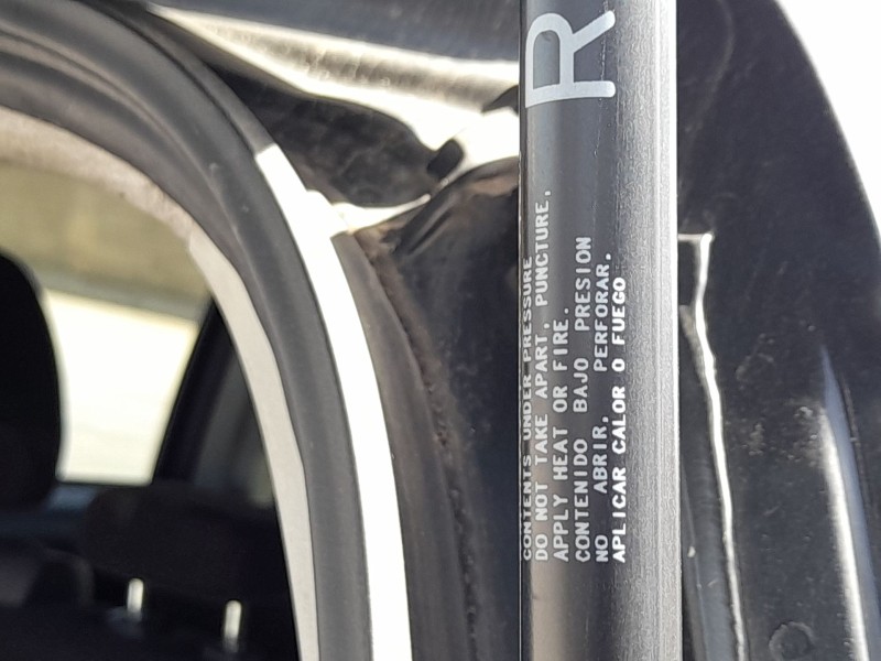 Recambio de amortiguadores maletero / porton para mitsubishi outlander ii (cw_w) 2.2 di-d 4wd referencia OEM IAM 5802A303  