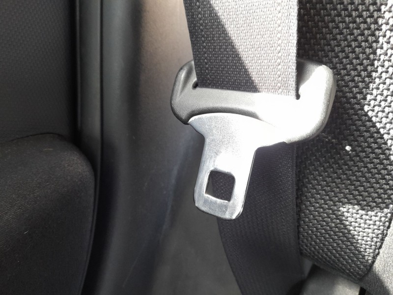 Recambio de cinturon seguridad trasero derecho para mitsubishi outlander ii (cw_w) 2.2 di-d 4wd referencia OEM IAM 7000B644  