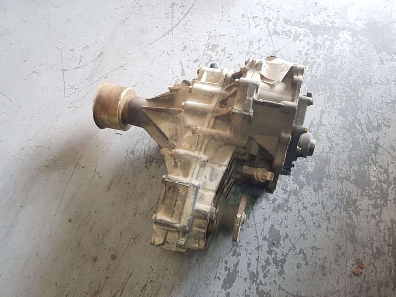 Recambio de caja transfer para nissan terrano/terrano.ii (r20) 3.0 td cat referencia OEM IAM   