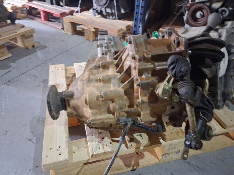 Recambio de caja transfer para nissan patrol (k/w260) 2.8 diesel referencia OEM IAM 33103G9801  