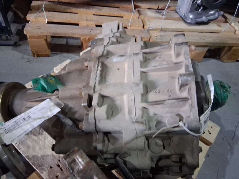 Recambio de caja transfer para nissan terrano/terrano.ii (r20) 3.0 td cat referencia OEM IAM 33107G2340  