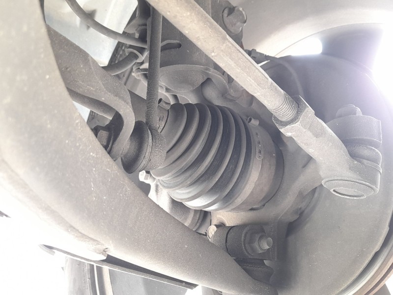 Recambio de mangueta delantera derecha para mitsubishi outlander ii (cw_w) 2.2 di-d 4wd referencia OEM IAM 3870A008  