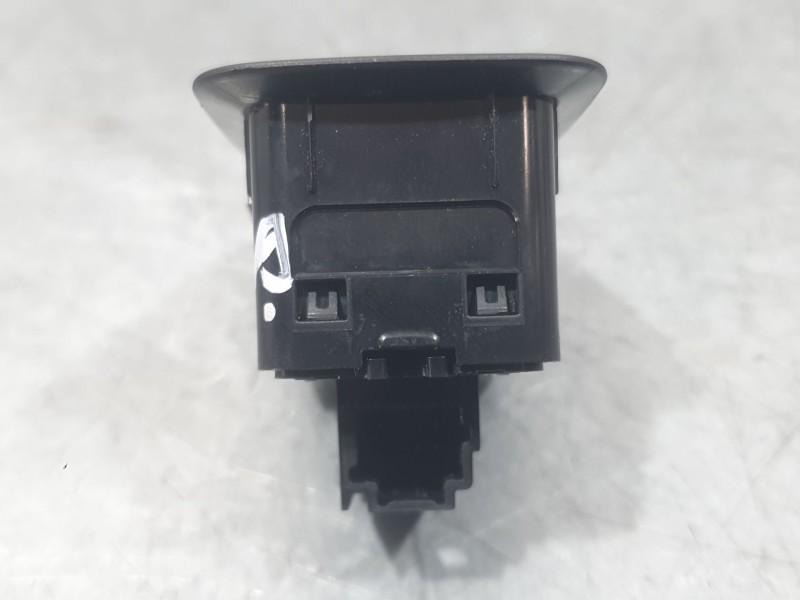 Recambio de mando elevalunas delantero derecho para mitsubishi colt 100t motion referencia OEM IAM 254013877R  