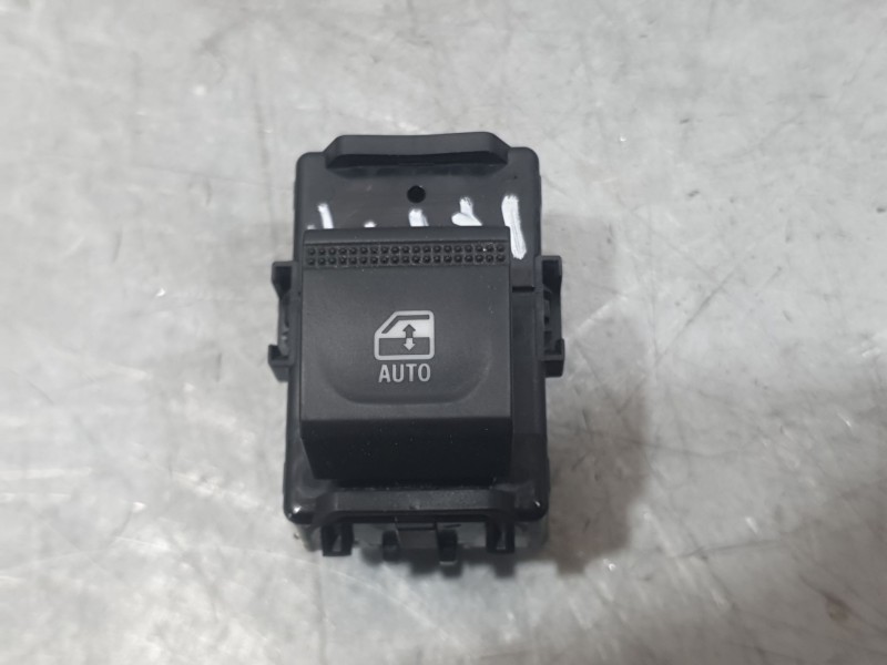 Recambio de mando elevalunas trasero derecho para mitsubishi colt 100t motion referencia OEM IAM 254218388R  