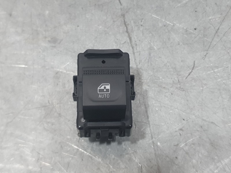 Recambio de mando elevalunas trasero izquierdo para mitsubishi colt 100t motion referencia OEM IAM 254218388R  