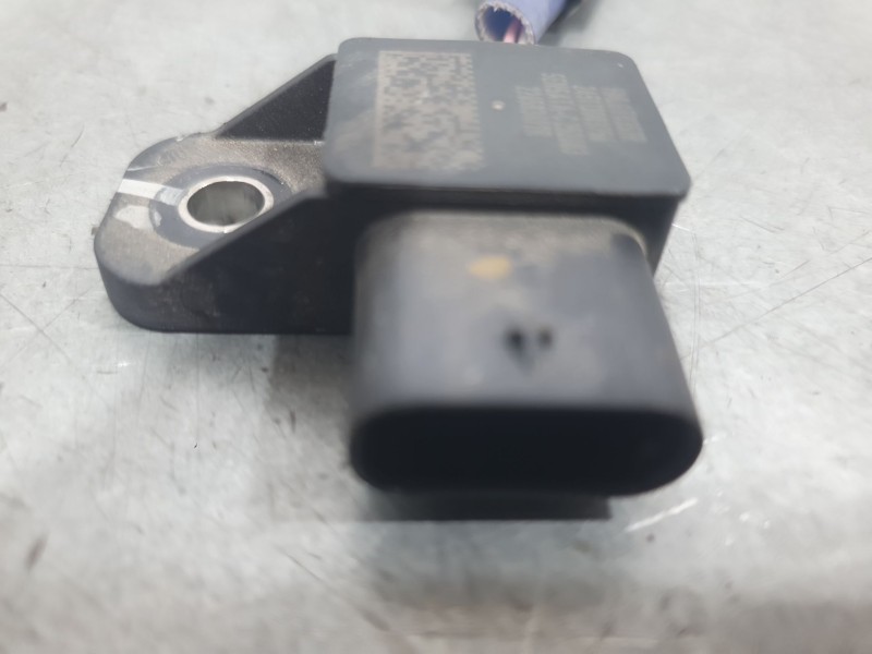 Recambio de sensor de temperatura para mitsubishi colt 100t motion referencia OEM IAM 226583472R  