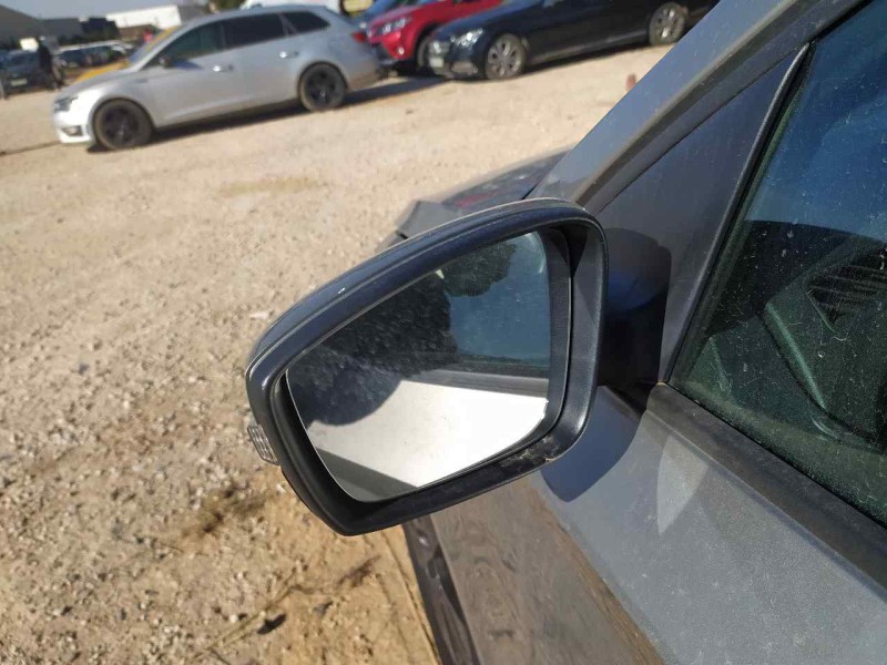 Recambio de retrovisor izquierdo para skoda fabia ambition referencia OEM IAM 6V1857507C  ELECTRICO 6PINS