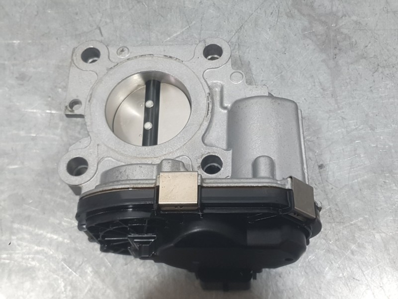 Recambio de caja mariposa para mitsubishi colt 100t motion referencia OEM IAM 161207557R  