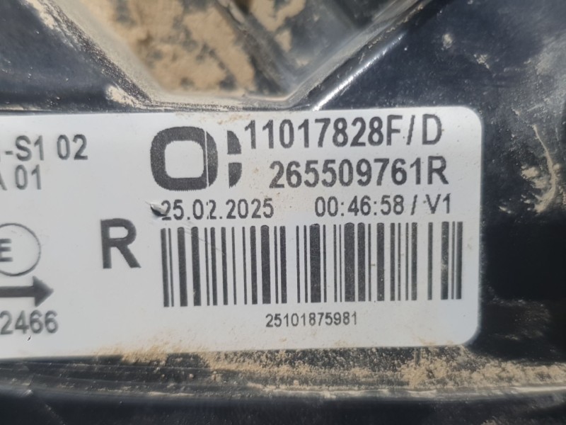 Recambio de piloto trasero derecho exterior para mitsubishi colt 100t motion referencia OEM IAM 265509761R  