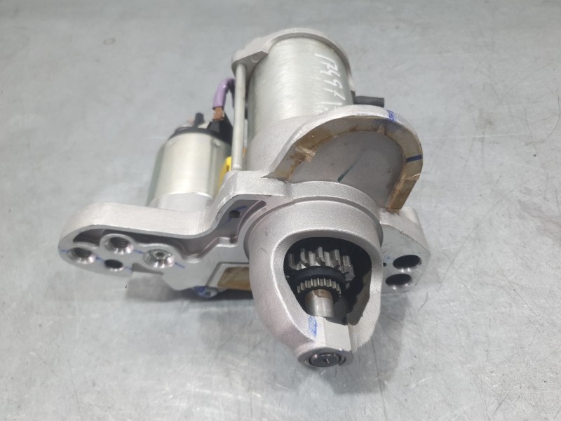 Recambio de motor arranque para mitsubishi colt 100t motion referencia OEM IAM 233008820R  