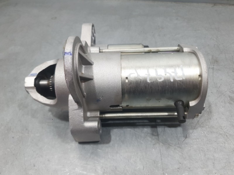 Recambio de motor arranque para mitsubishi colt 100t motion referencia OEM IAM 233008820R  