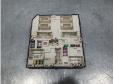 CAJA RELES / FUSIBLES 284B63788R 