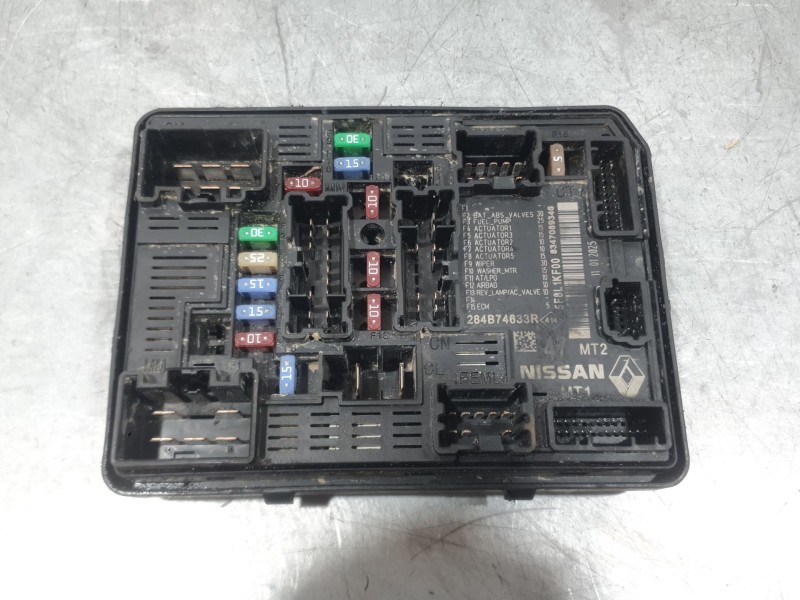 Recambio de caja reles / fusibles para mitsubishi colt 100t motion referencia OEM IAM 284B74633R  