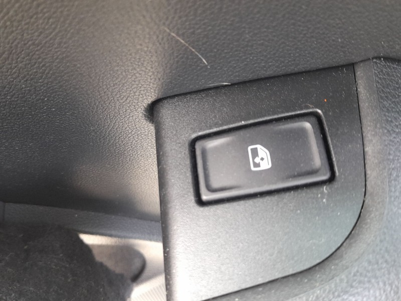 Recambio de mando elevalunas trasero izquierdo para skoda octavia iii (5e3, nl3, nr3) 1.5 tsi referencia OEM IAM 5E0959855AWHS  