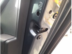 CERRADURA PUERTA TRASERA DERECHA 5TA839016Q 