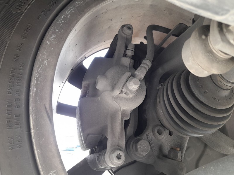 Recambio de pinza freno delantera derecha para skoda octavia iii (5e3, nl3, nr3) 1.5 tsi referencia OEM IAM 8V0615124  