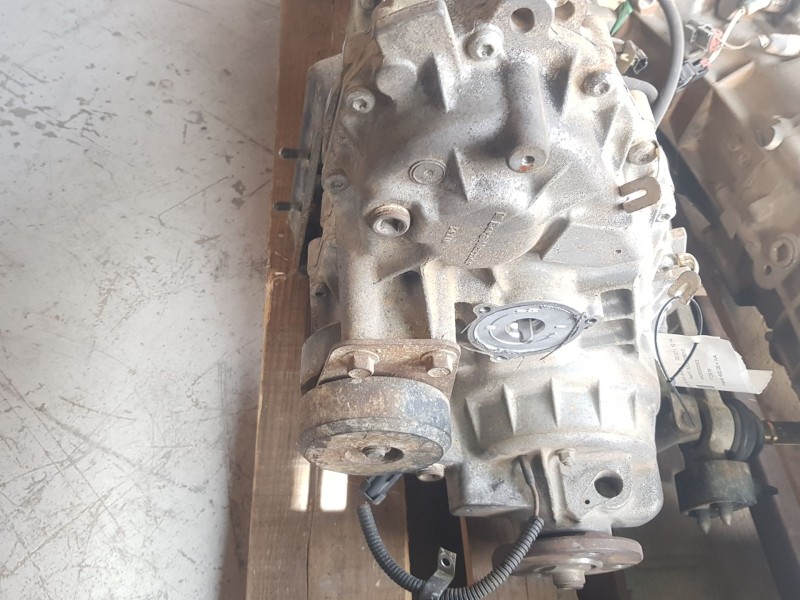 Recambio de caja transfer para ssangyong actyon sports xdi 4wd referencia OEM IAM 3200008010 4426000003 172919