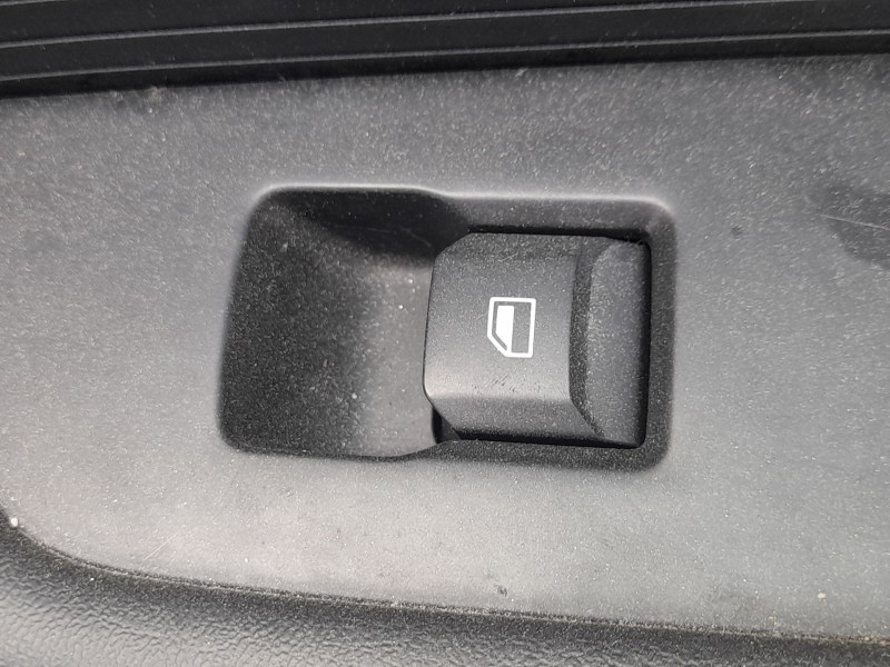 Recambio de mando elevalunas trasero derecho para mg mg 4 (eh32) ev referencia OEM IAM 11129168  