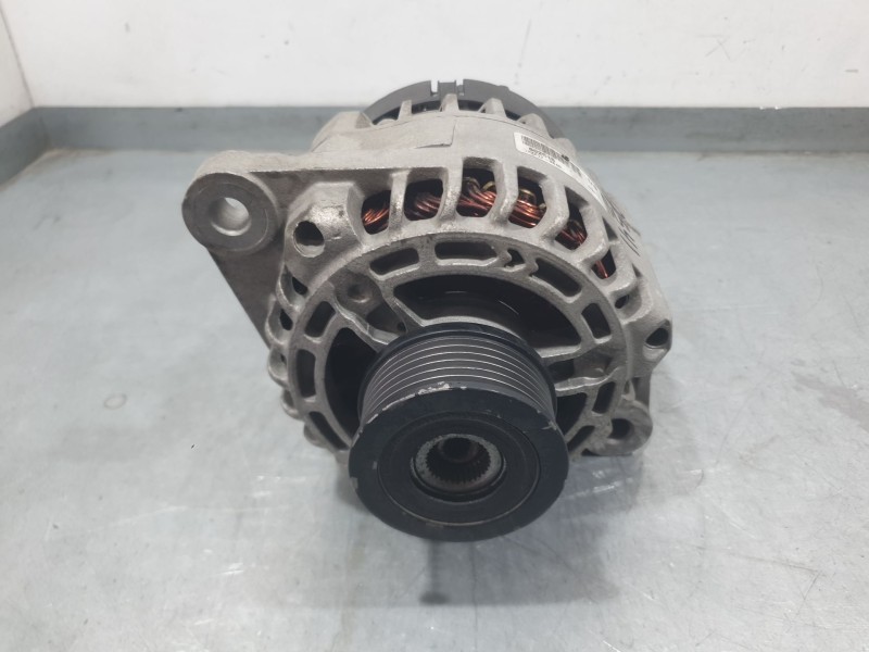 Recambio de alternador para opel vectra c gts (z02) 1.9 cdti (f68) referencia OEM IAM 1022110640 602518 1022110640