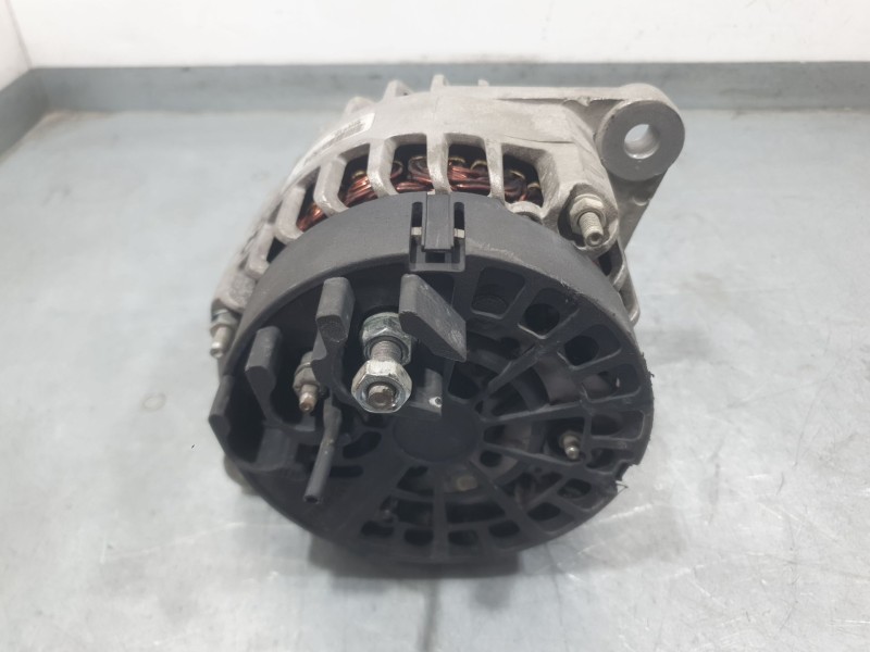 Recambio de alternador para opel vectra c gts (z02) 1.9 cdti (f68) referencia OEM IAM 1022110640 602518 1022110640