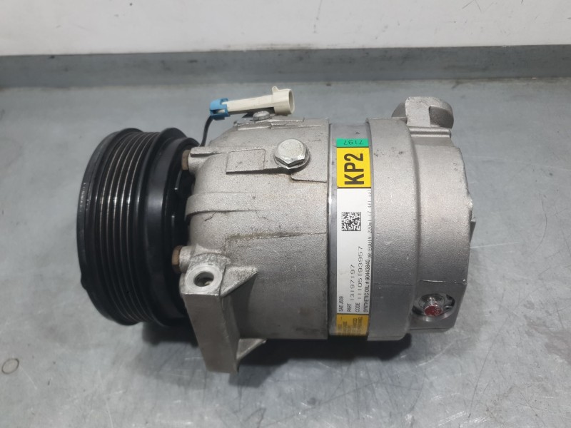 Recambio de compresor aire acondicionado para opel vectra c gts (z02) 1.9 cdti (f68) referencia OEM IAM 13197197 6560951 DELPHI